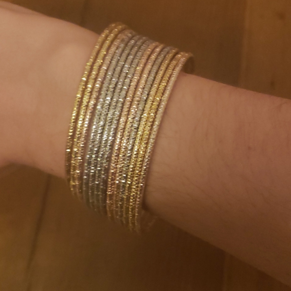 Metallic bangles - Picture 2 of 2